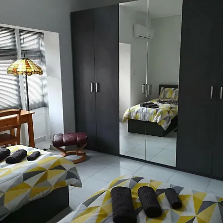 Luxury Close To Seafront * 斯利马