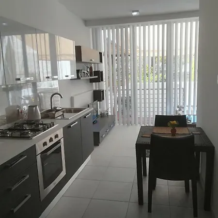 Luxury Close To Seafront Lägenhet Sliema