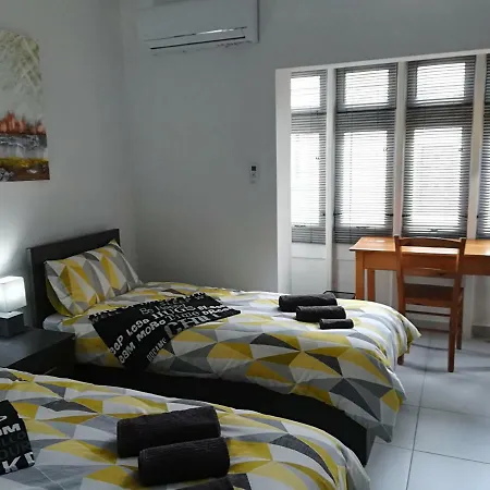 Luxury Close To Seafront