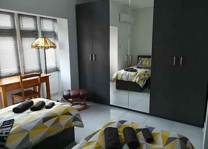 Luxury Close To Seafront * Σλιέμα